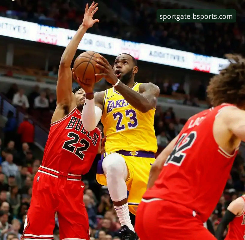 b体育官方app NBA骑士湖人焦点战分析:如何在b体育平台官网观看比赛录像和复盘教程